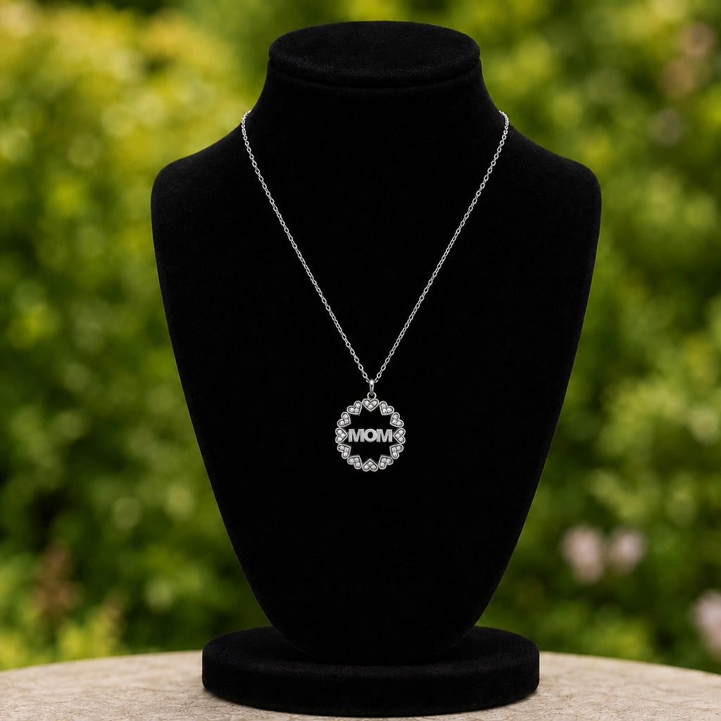Halskette aus Sterlingsilber 925 mit rundem „MOM“-Herz-Anhänger mit Zirkonia „Family“