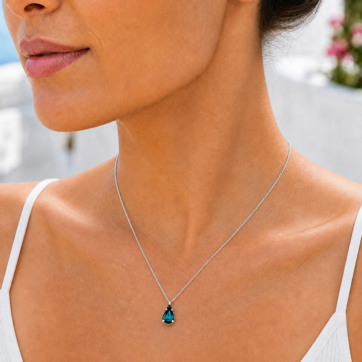 Sterling Silver 925 Teardrop Swarovski Crystal Necklace Pendant "Vireo"