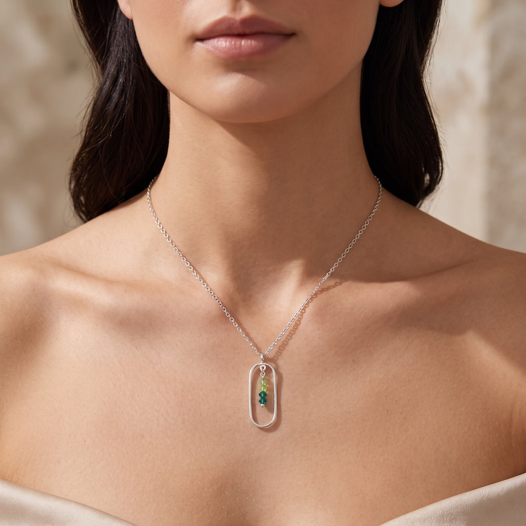 Halskette aus Sterlingsilber 925 mit ovalem Swarovski-Kristallanhänger „Verde“
