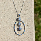 Halskette aus Sterlingsilber 925 mit ovalem, weißem Swarovski-Kristallanhänger "Eclat"