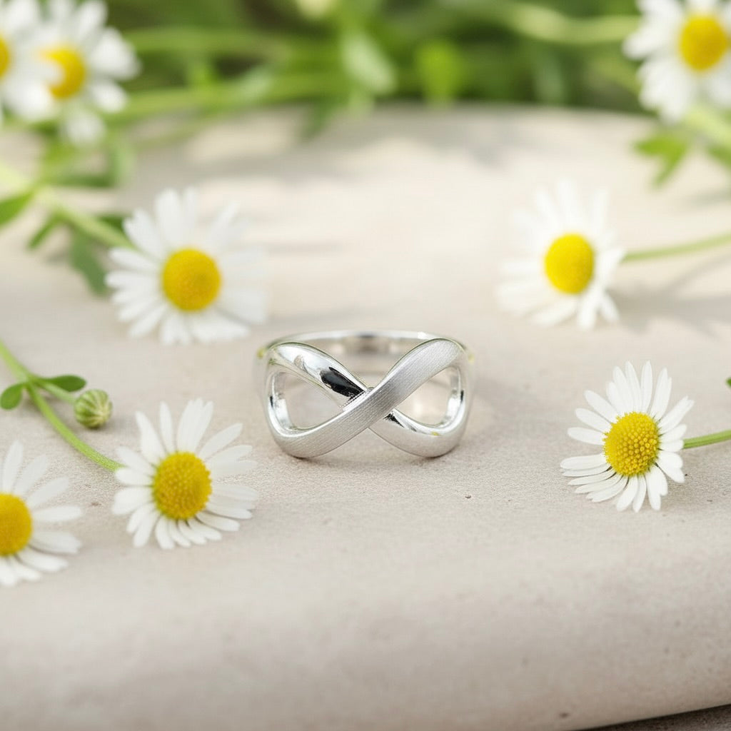 Sterling Silver 925 Infinity Ring "Eva"