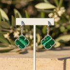 Ohrhänger aus 925er Sterlingsilber mit grünem Malachit und Kleeblatt „Verdant“