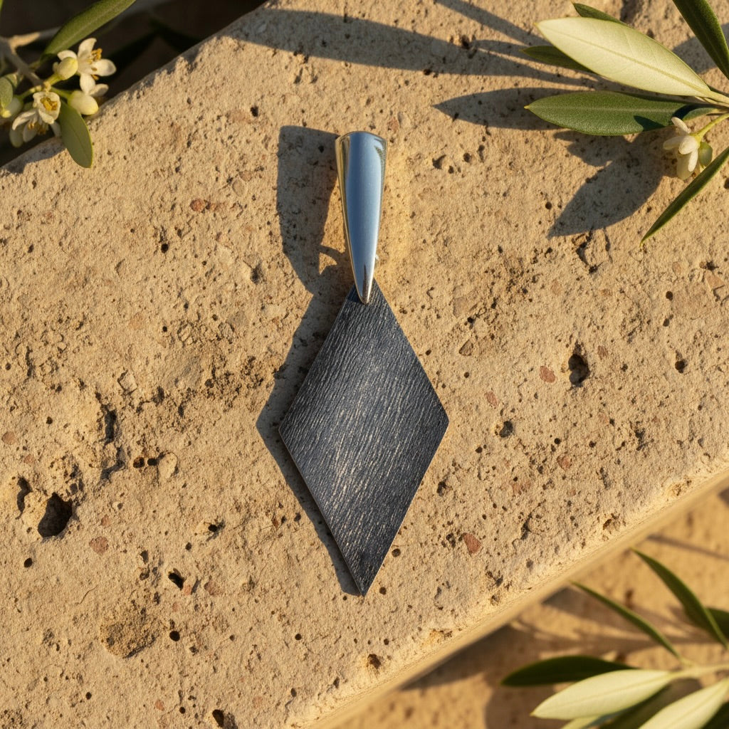 Sterling Silver 925 Textured Diamond Pendant "Callison"