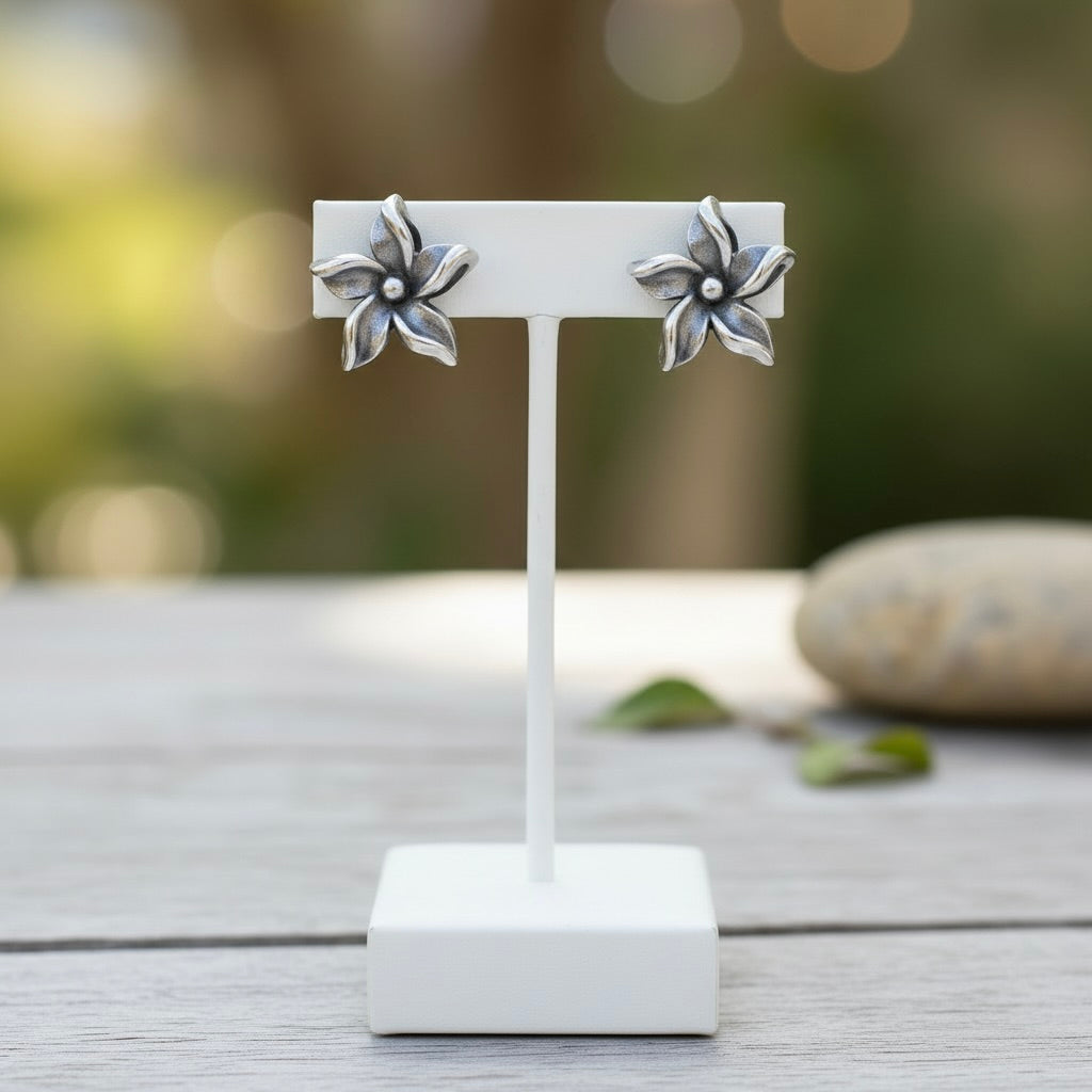 Ohrstecker aus Sterlingsilber 925, oxidiert, Motiv „Hawaiian Bloom“